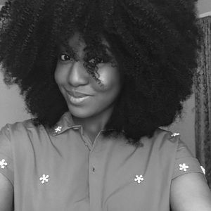 Meet your Posher, Elielle